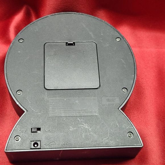 Vintage Radio Shack Black Neon Desk clock works Memphis Style Retro 80's 90's - Picture 9 of 9